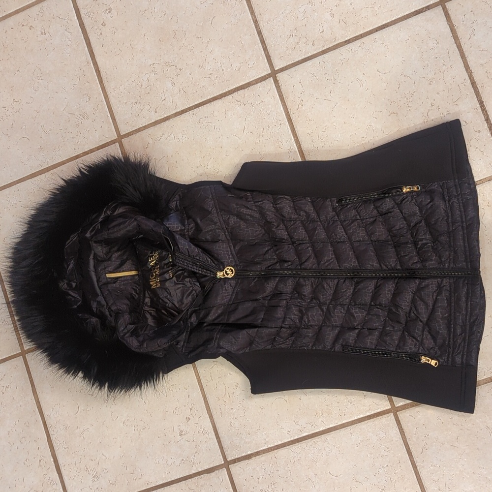 Micheal Kors Stylish Black Quilted Women's Vest with Fur Hood